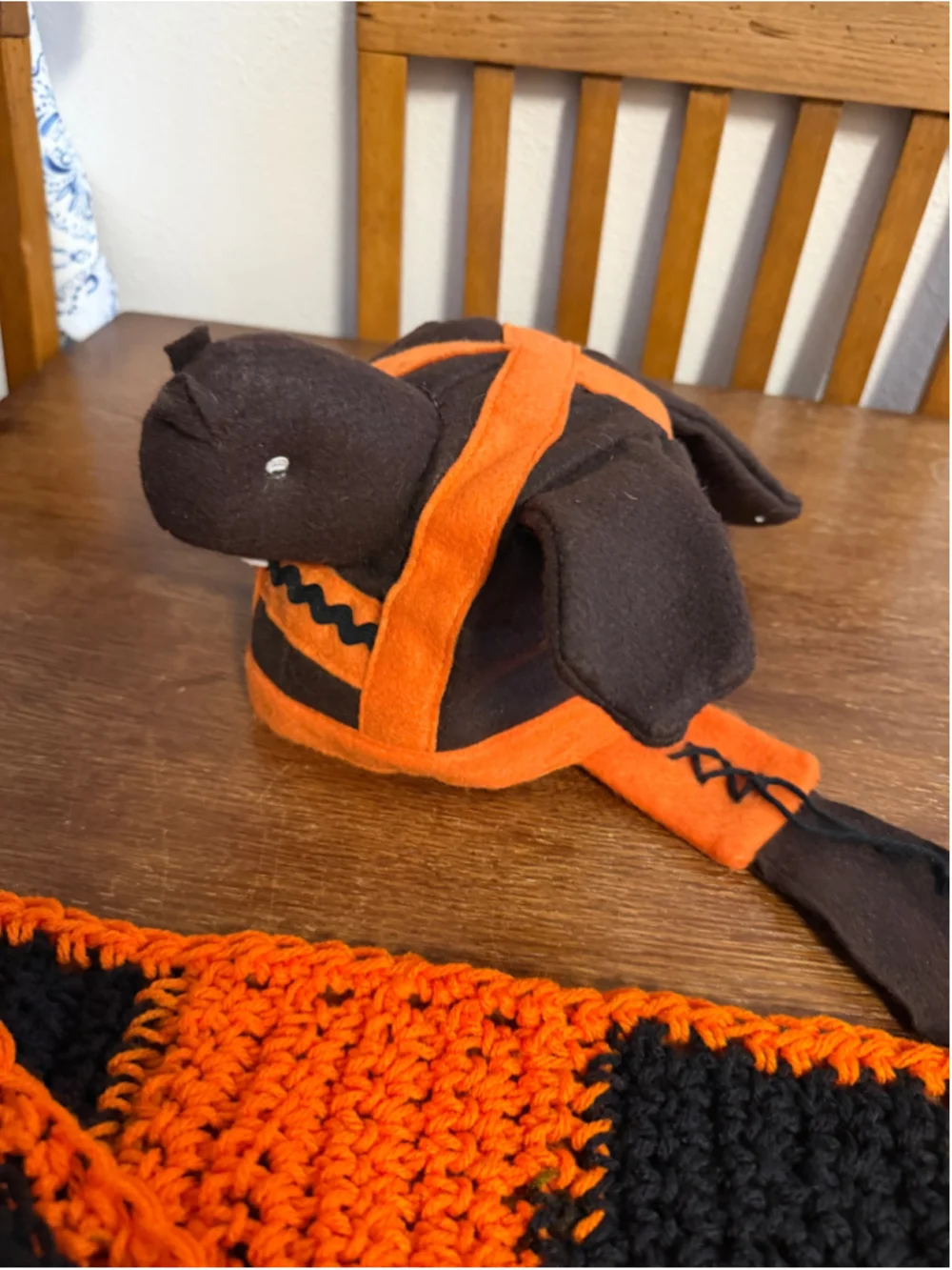 Handmade Oregon State Beavers OSU Beaver Hat & Crochet Scarf Set Orange Black